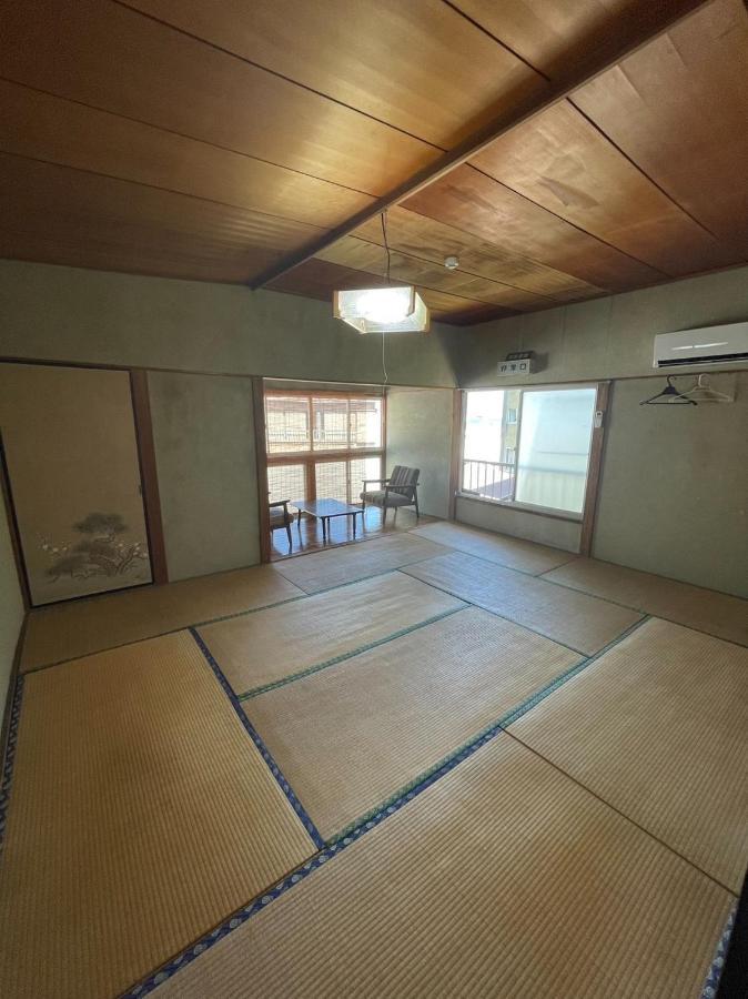 素泊まり民宿とみや Oshima Luaran gambar