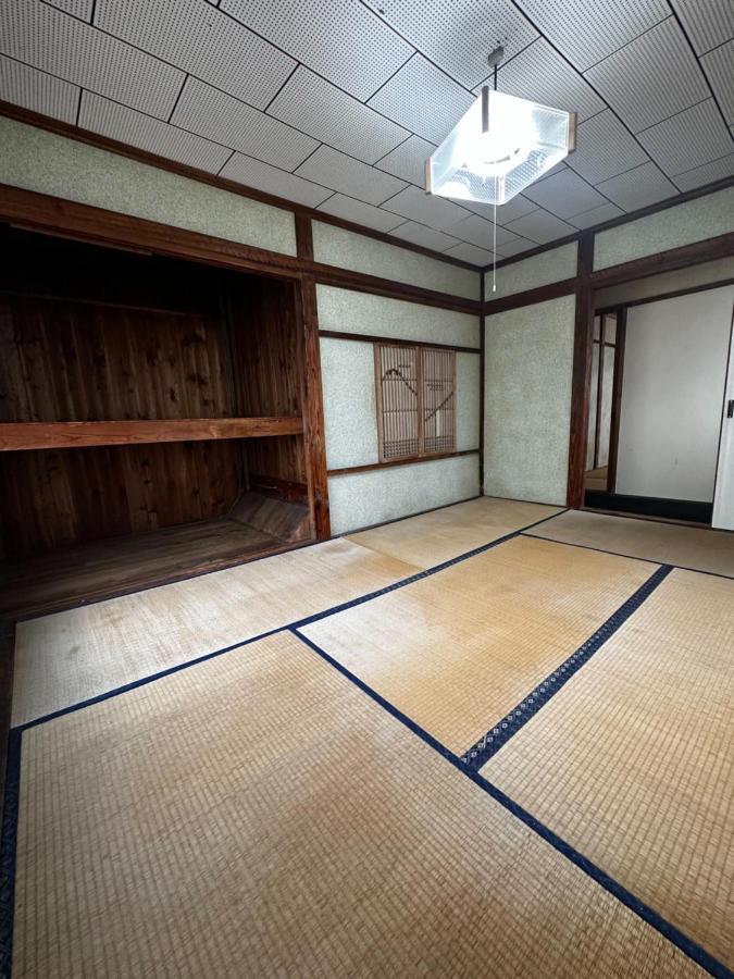 素泊まり民宿とみや Oshima Luaran gambar