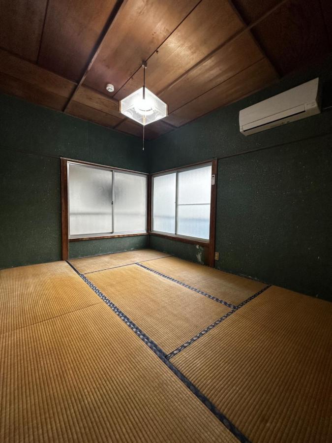 素泊まり民宿とみや Oshima Luaran gambar